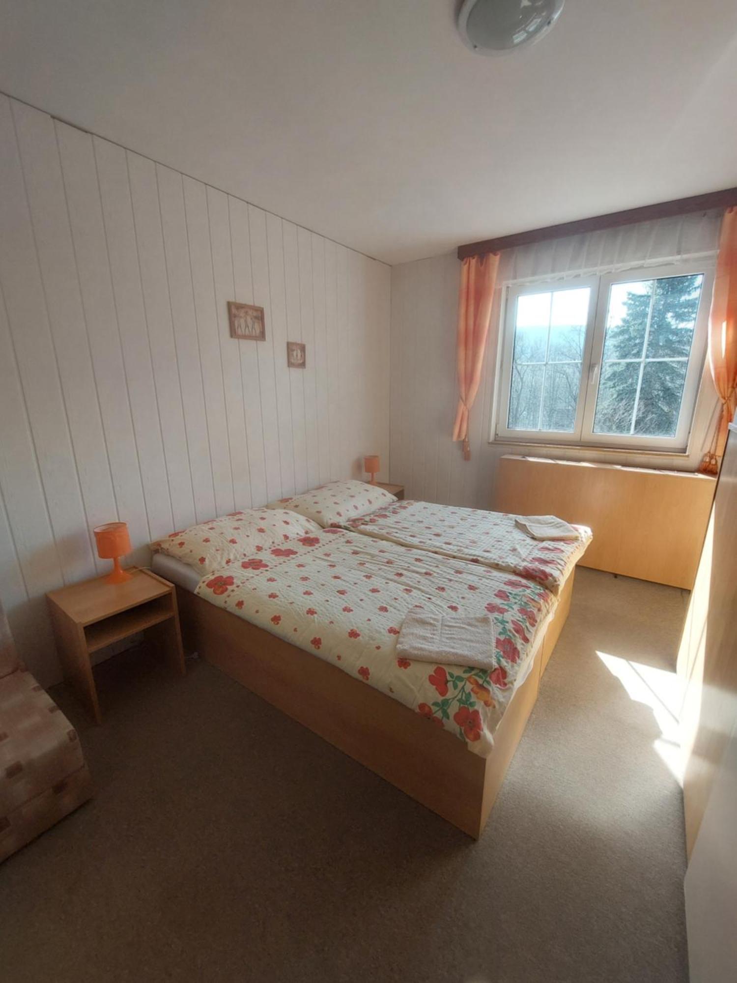 Hotel Monte Lope Bystrice pod Lopenikem Zewnętrze zdjęcie