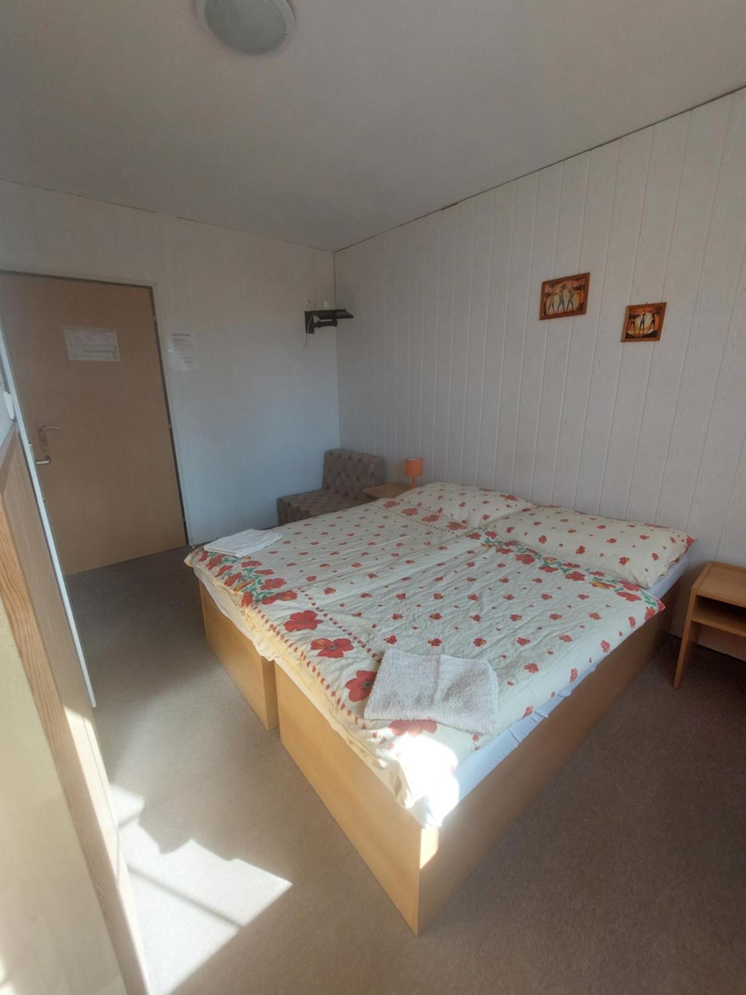 Hotel Monte Lope Bystrice pod Lopenikem Zewnętrze zdjęcie