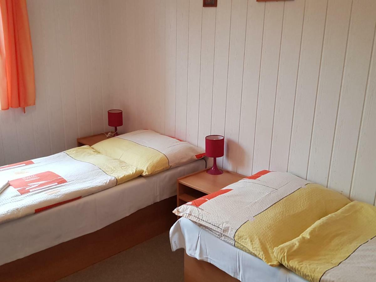Hotel Monte Lope Bystrice pod Lopenikem Zewnętrze zdjęcie